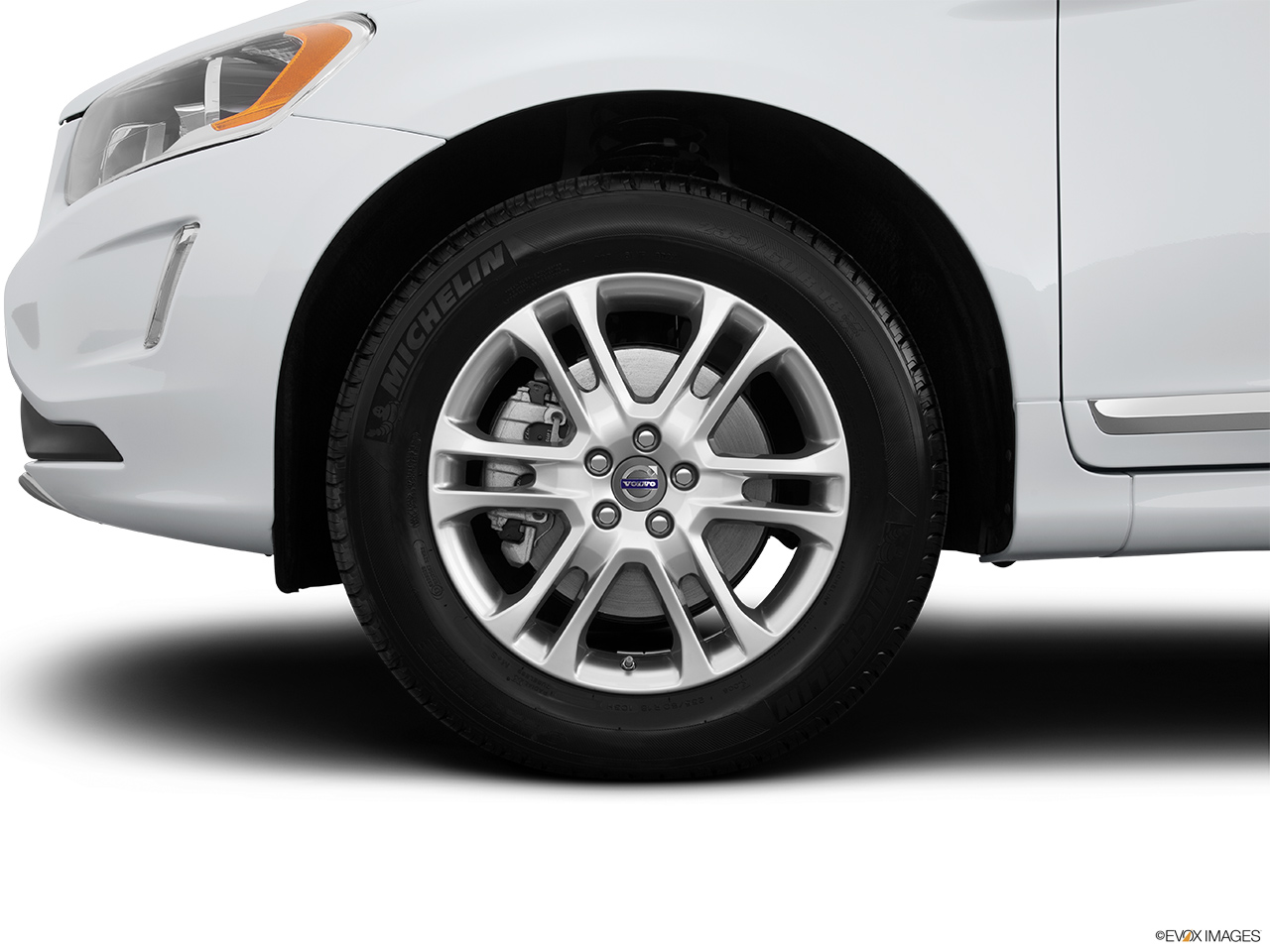 2015 Volvo XC60 Premier Front Drivers side wheel at profile. 