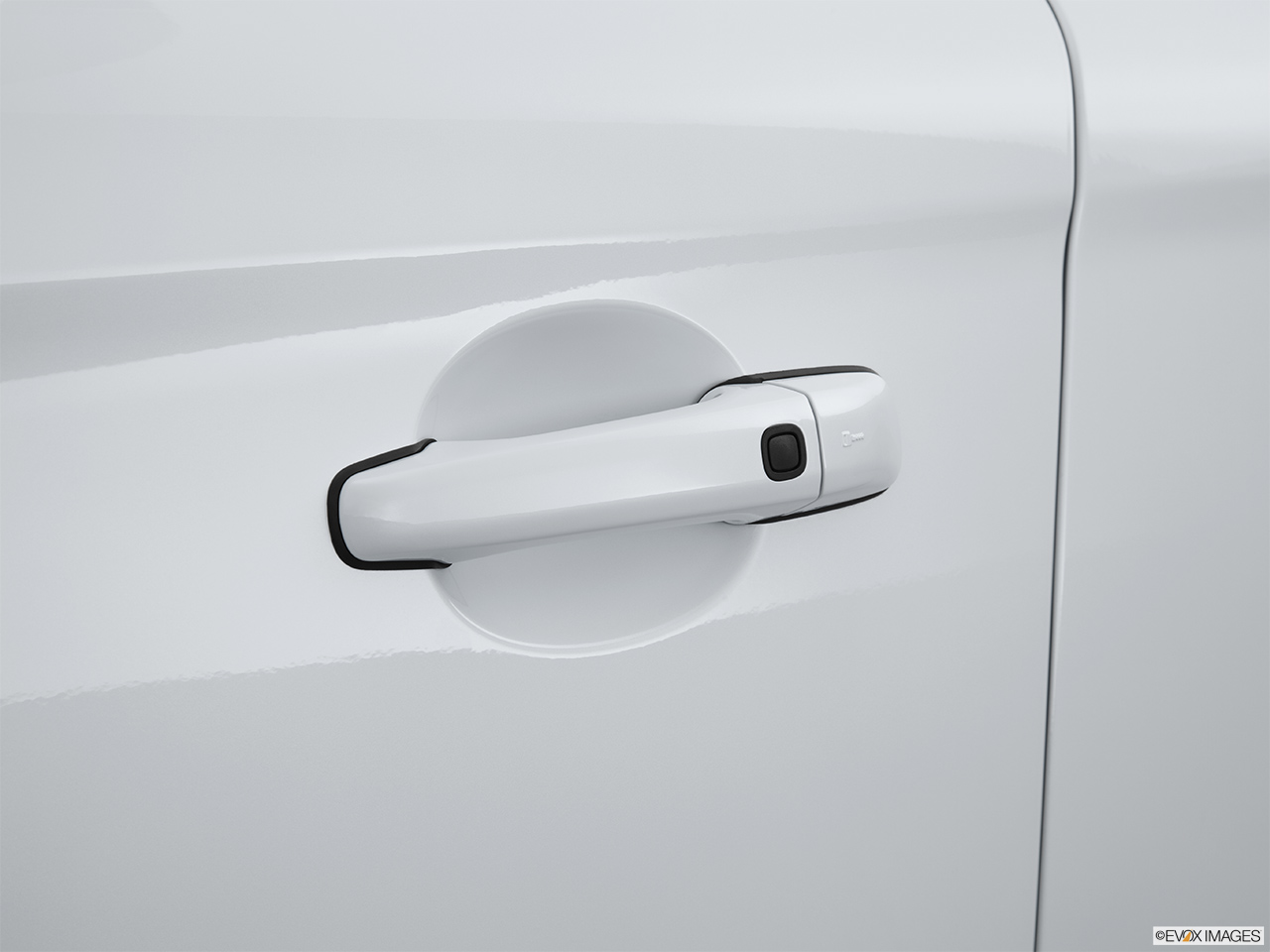 2015 Volvo XC60 Premier Drivers Side Door handle. 