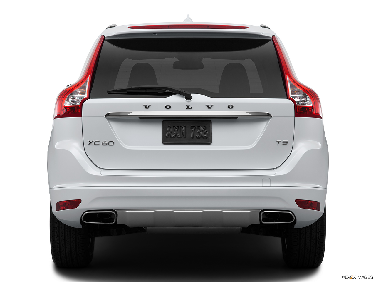 2015 Volvo XC60 Premier Low/wide rear. 
