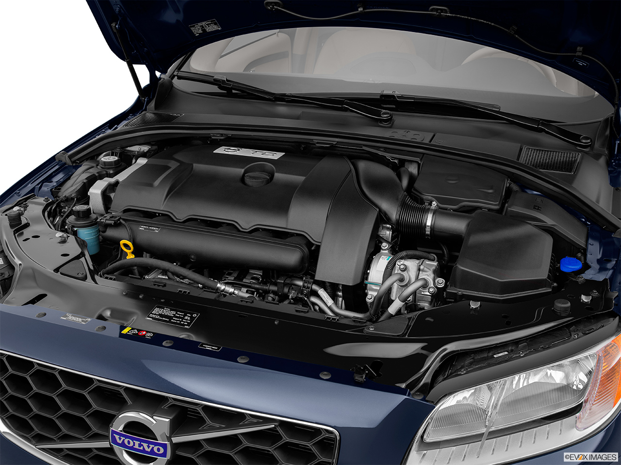 2015 Volvo XC70 Premier Plus Engine. 