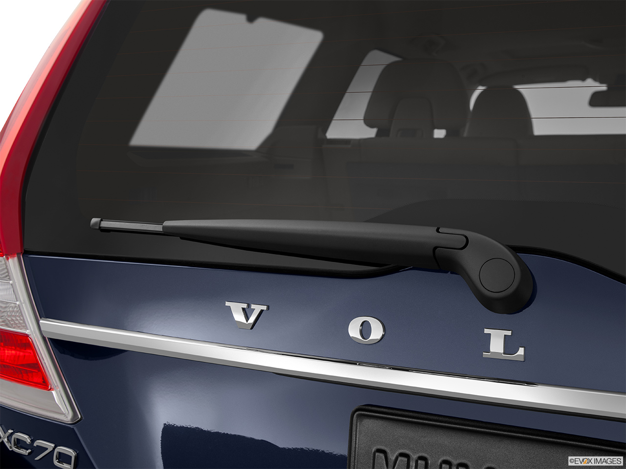 2015 Volvo XC70 Premier Plus Rear window wiper 