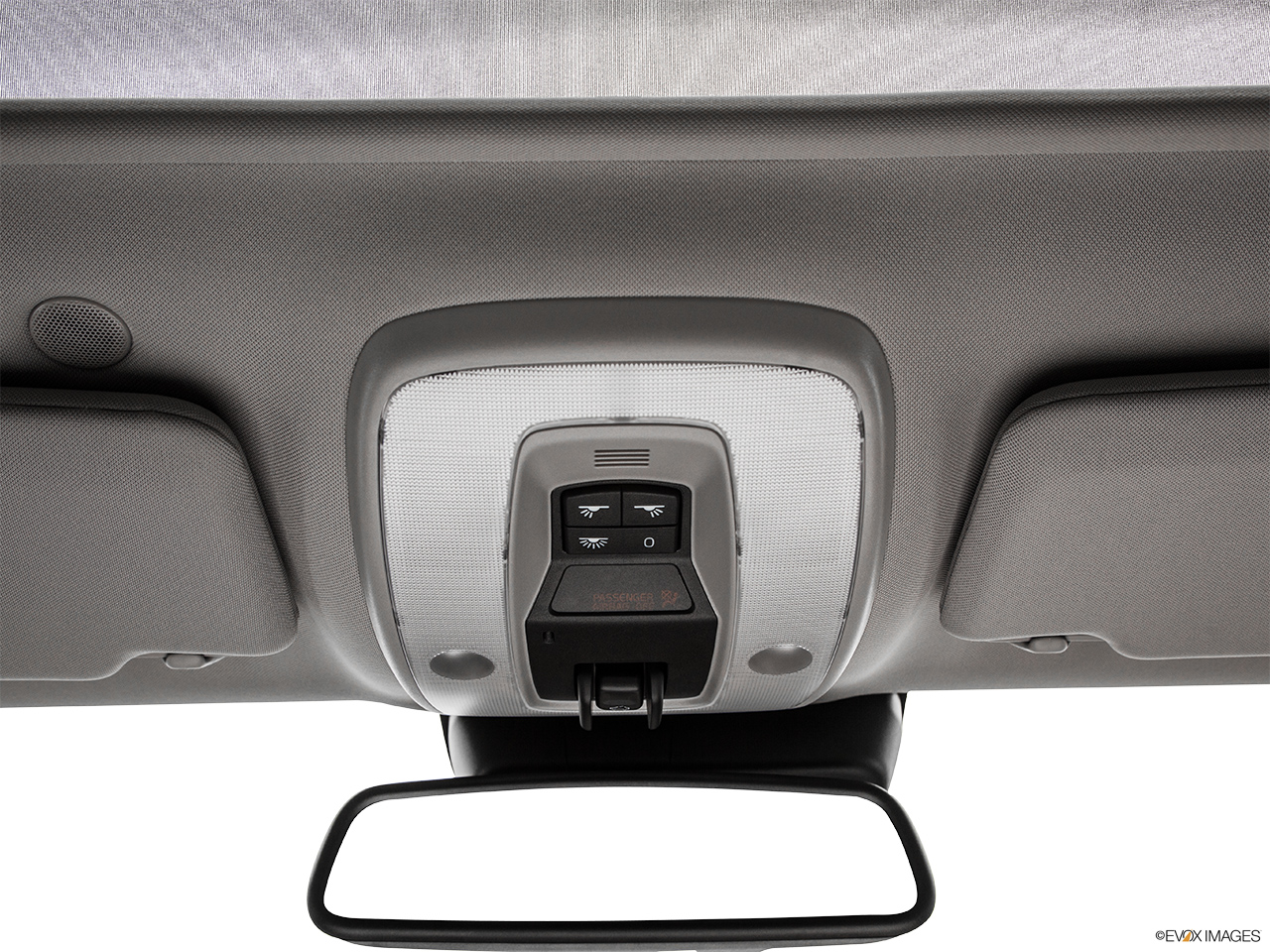 2015 Volvo S60 Premier Courtesy lamps/ceiling controls. 