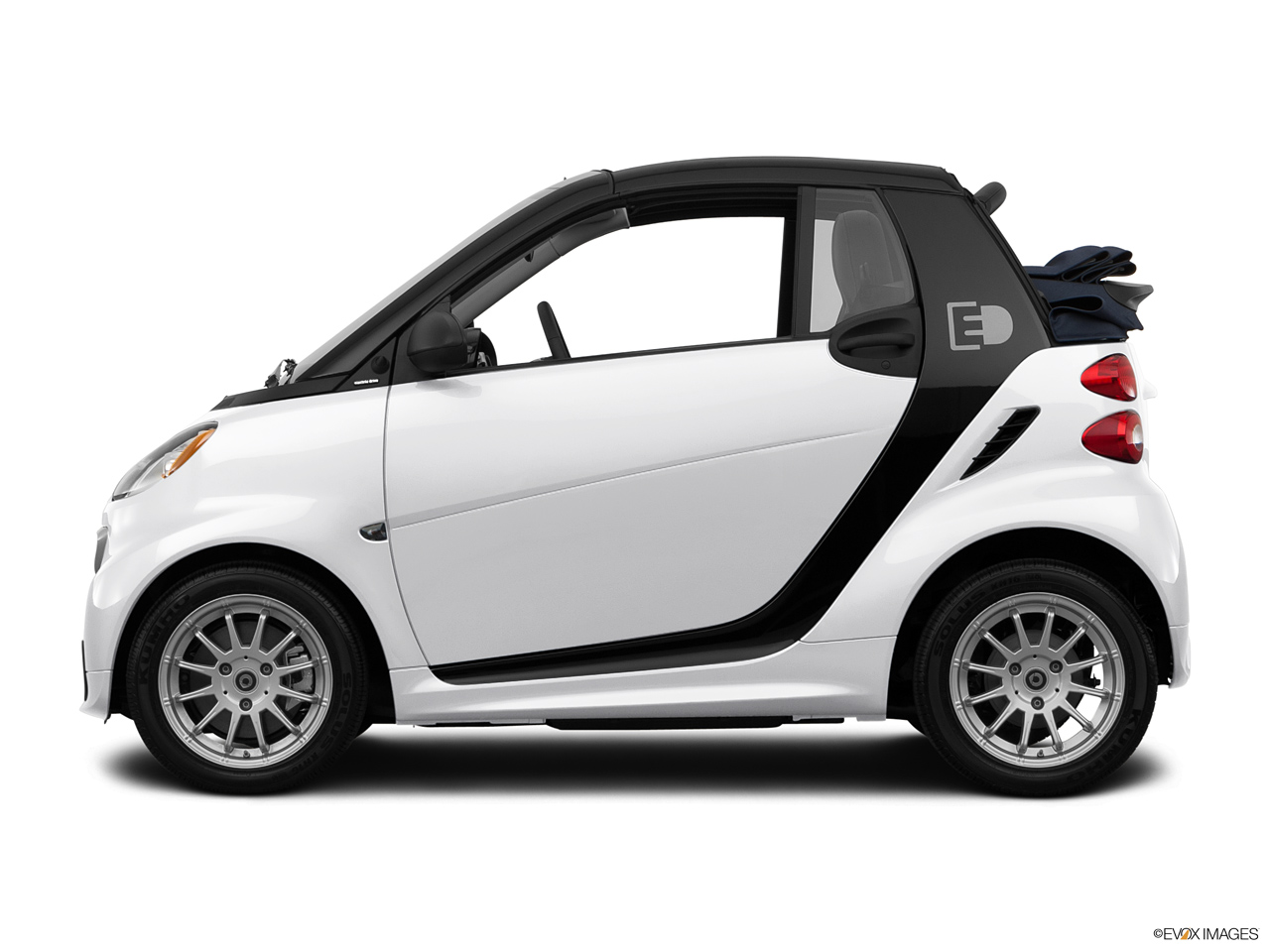 2024 Smart Fortwo Electric Drive   Side