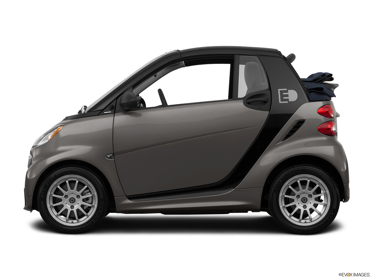 2024 Smart Fortwo Electric Drive   Side
