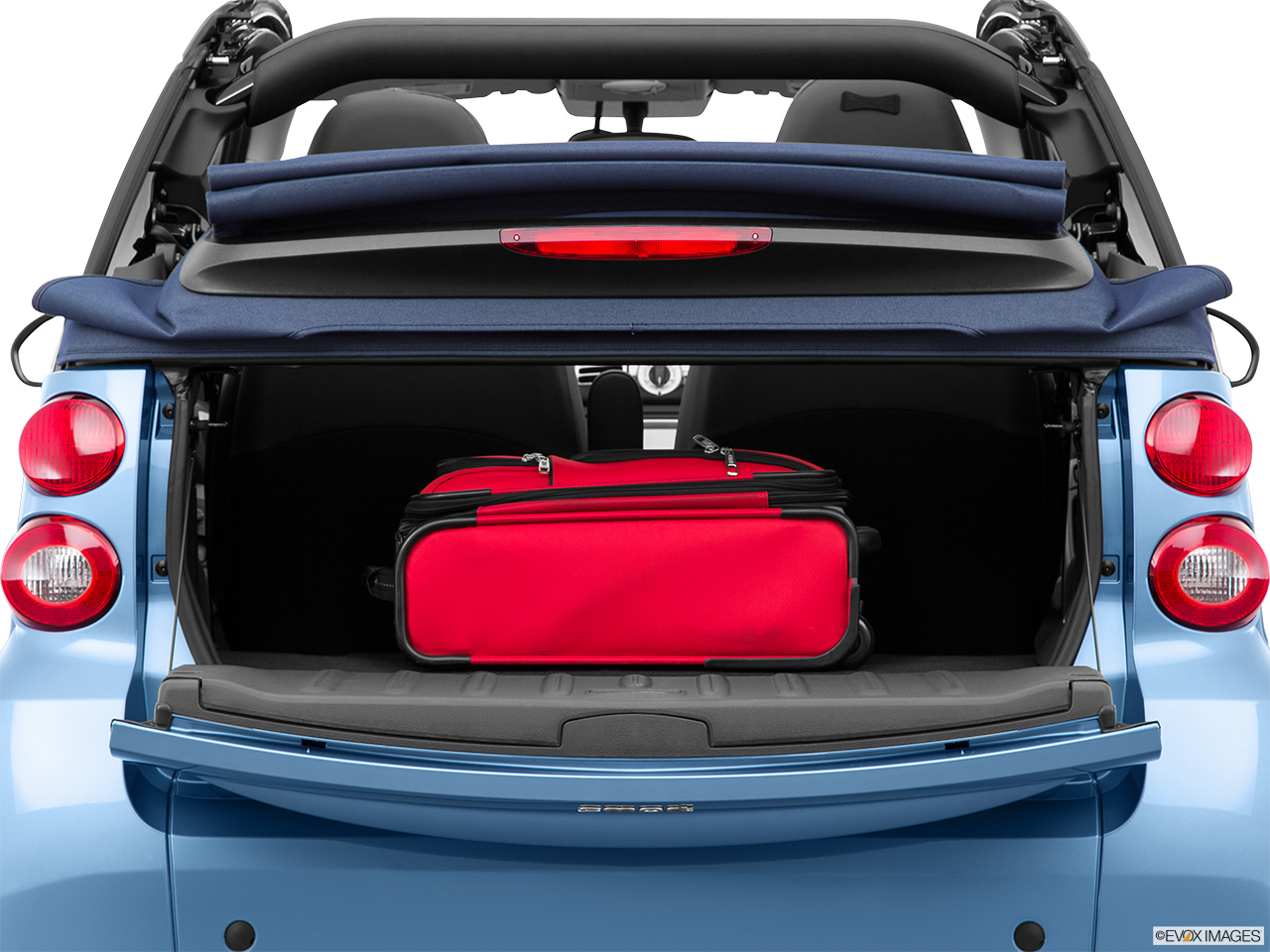 2014 Smart Fortwo Electric Drive Base Trunk props. 
