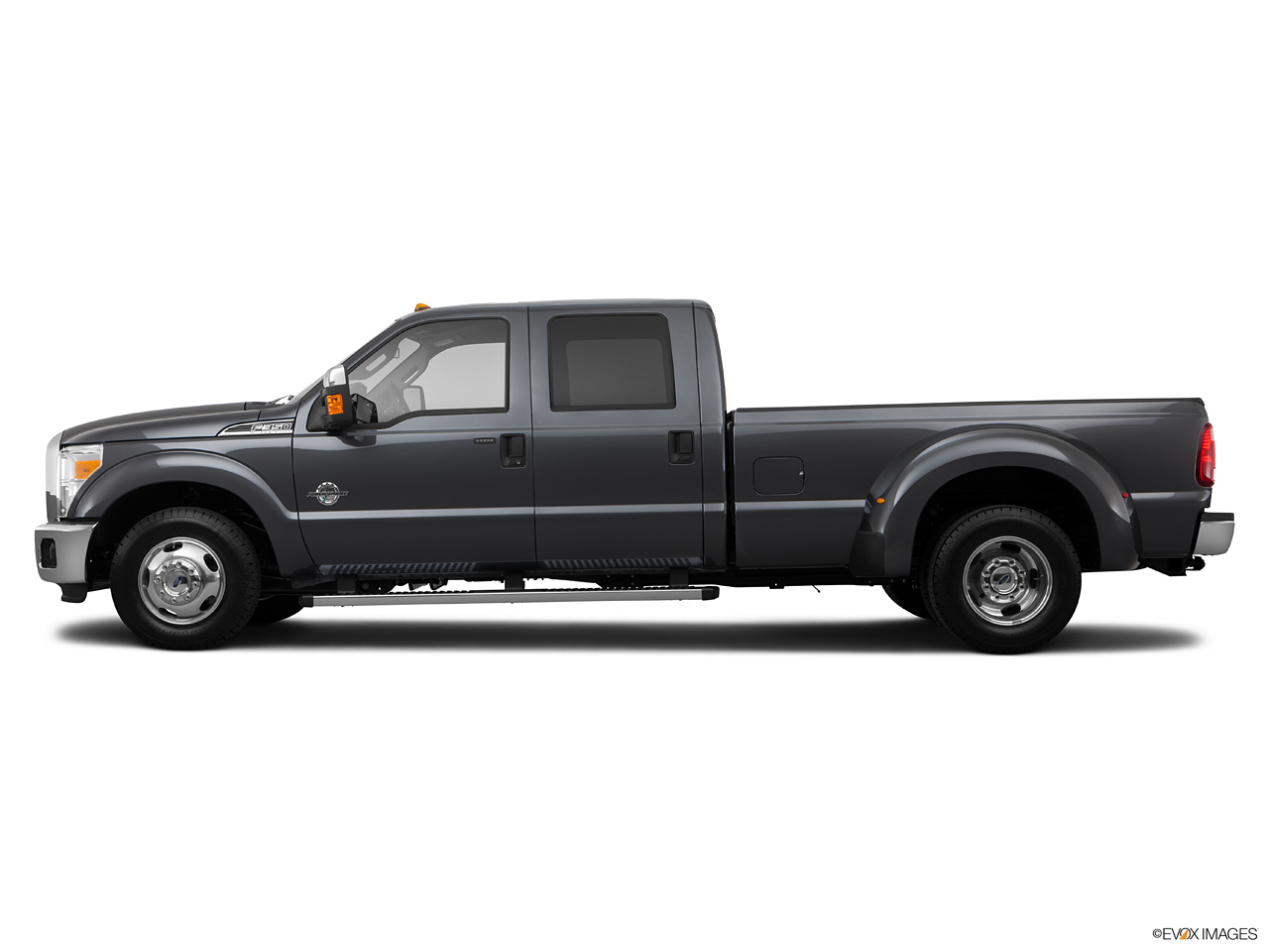 2024 Ford F-350 SD DRW   Side