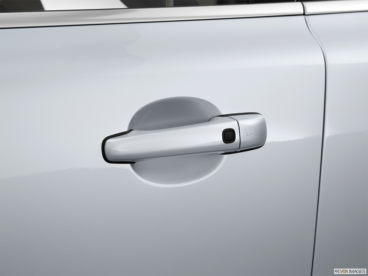 2015 Volvo S80 T5 Drive-E FWD Drivers Side Door handle. 