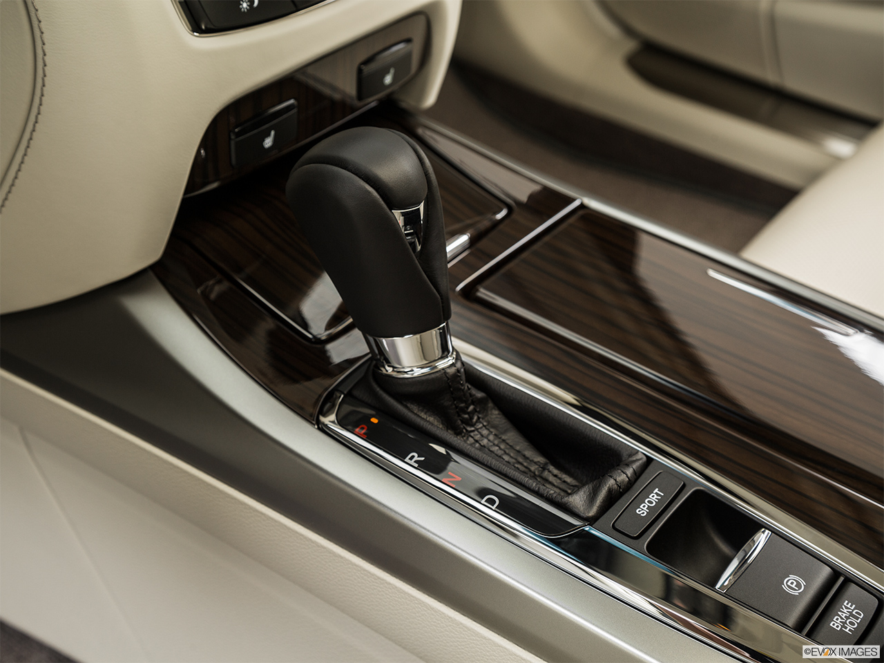 2015 Acura RLX Base Gear shifter/center console. 