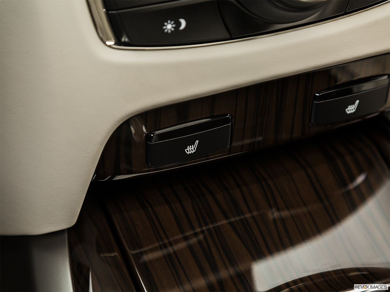 2015 Acura RLX Base Heated Seats Control 