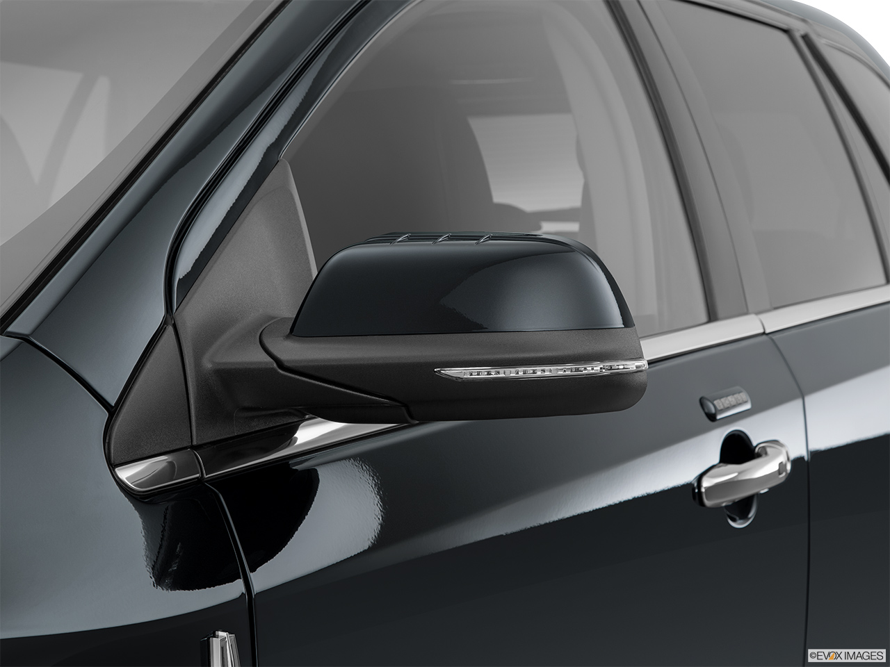2015 Lincoln MKX FWD Driver's side mirror, 3_4 rear 